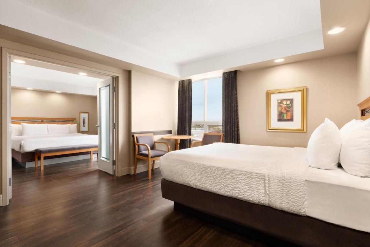 Royal Hotel Calgary, Trademark Collection By Wyndham מראה חיצוני תמונה