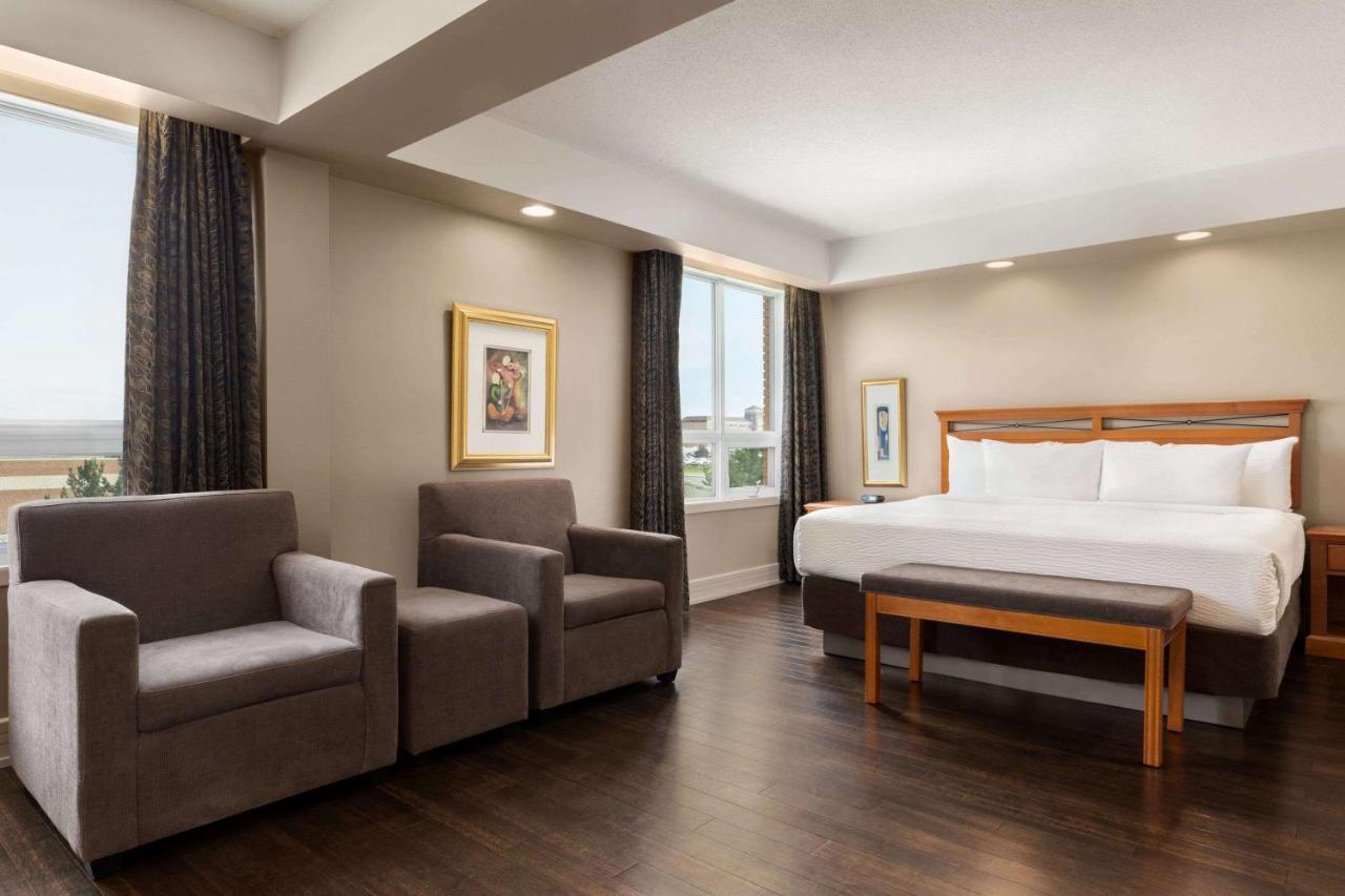 Royal Hotel Calgary, Trademark Collection By Wyndham מראה חיצוני תמונה